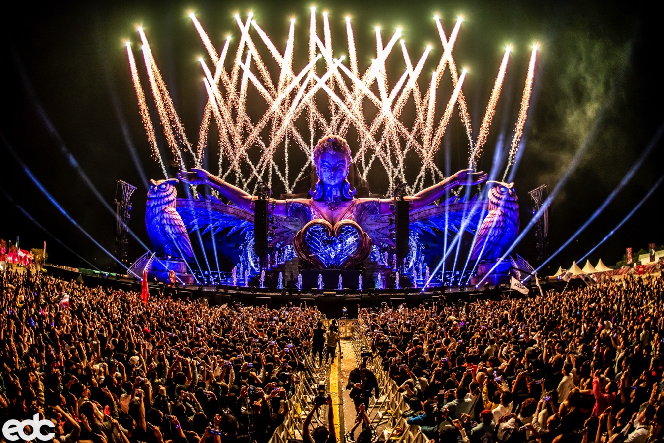 珠海76net必赢官网文化传媒有限公司