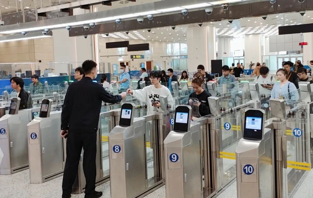 1702349250944910.jpg 2.jpg